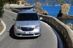 Lancia Voyager 2011 года